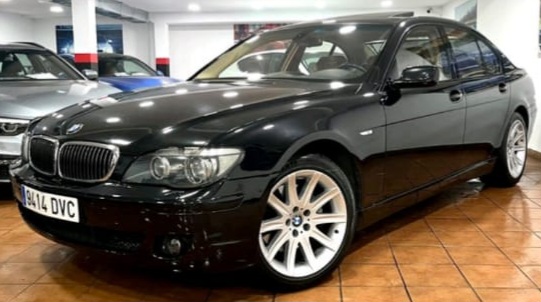 Bmw 750i 367cv año 2006, paquete M, 198.000km. Precio 9900€ VENDIDO